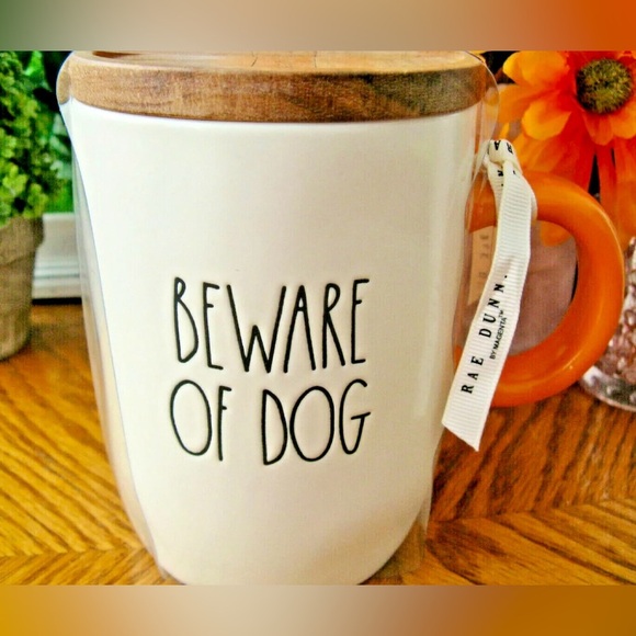 New Rae Dunn Halloween BEWARE OF DOG Ceramic Coffee Mug Cup w/ Wooden Lid - Picture 4 of 6